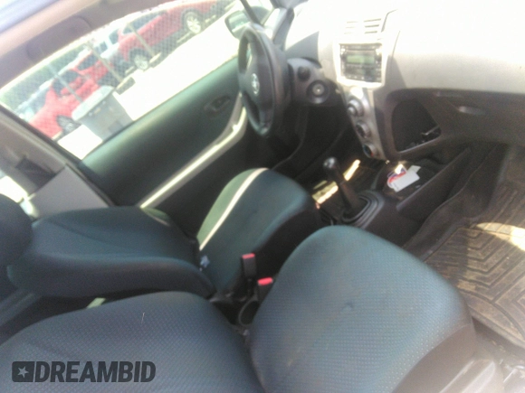 2007 Toyota Yaris с VIN JTDJT923975125938, выставлен на аукционе IAAI как лот 42447840 с пробегом Не указан миль и . История ставок и продаж доступна на DreamBid. Изображение 5.