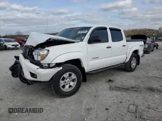 2015 Toyota Tacoma z VIN 3TMLU4EN1FM204888, wystawiony jako Copart lot #50678305 z przebiegiem 210 766 mil mil oraz Szkoda całkowita • Salvage title. Historia ofert i sprzedaży dostępna na DreamBid. Obrazek 1.