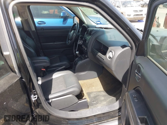 2016 Jeep Patriot Sport with VIN 1C4NJPBA0GD694242, listed as a IAAI auction lot 42248322 with 102,058 mi miles and . Bid and sale history available at DreamBid. Image 5.