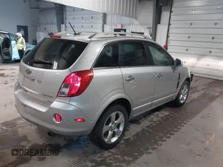 2014 Chevrolet Captiva Sport LTZ with VIN 3GNAL4EKXES520694, listed as a IAAI auction lot 41752533 with 94,628 mi miles. Bid and sale history available at carsss.com. Image 4.
