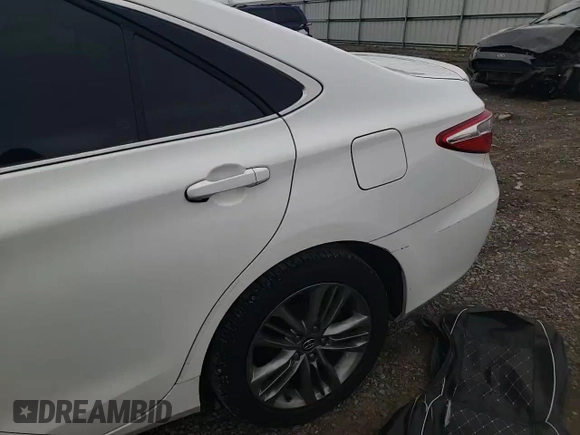 2015 Toyota Camry XLE with VIN 4T1BF1FK3FU941106, listed as a Copart auction lot 51180205 with 124,306 mi miles and Salvage Title. Bid and sale history available at carsss.com. Image 11.