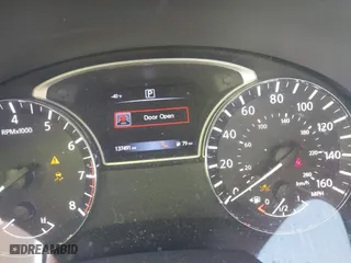 2017 Nissan Altima 2.5 SR with VIN 1N4AL3AP2HC258805, listed as a IAAI auction lot 41576085 with 137,491 mi miles. Bid and sale history available at carsss.com. Image 16.