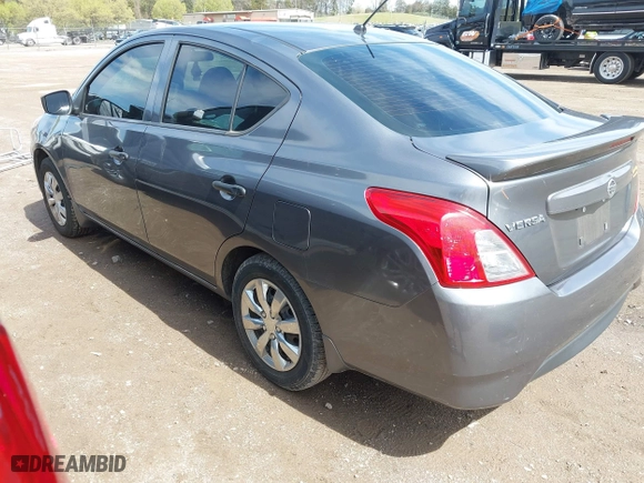 2019 Nissan Versa Sedan SV with VIN 3N1CN7APXKL827919, listed as a IAAI auction lot 41863085 with 100,997 mi miles. Bid and sale history available at carsss.com. Image 3.