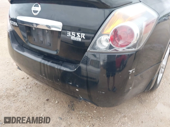 2010 Nissan Altima 3.5 SR with VIN 1N4BL2AP3AN567241, listed as a IAAI auction lot 41950511 with 201,963 mi miles. Bid and sale history available at carsss.com. Image 13.