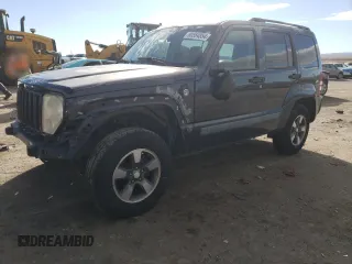 2008 Jeep Liberty Sport z VIN 1J8GN28K58W136174, wystawiony jako Copart lot #80564854 z przebiegiem Nie podano mil oraz Szkoda całkowita • Salvage title. Historia ofert i sprzedaży dostępna na DreamBid. Obrazek 1.