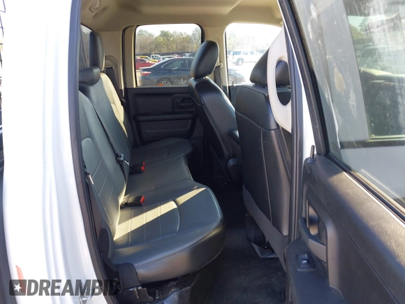 2023 Ram 1500 Tradesman z VIN 1C6RR6FG0PS522900, wystawiony jako IAAI lot #41573571 z przebiegiem 45 128 mil mil oraz . Historia ofert i sprzedaży dostępna na DreamBid. Obrazek 8.