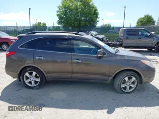 2008 Hyundai Veracruz GLS z VIN KM8NU73C68U069784, wystawiony jako IAAI lot #42309514 z przebiegiem 210 446 mil mil oraz . Historia ofert i sprzedaży dostępna na DreamBid. Obrazek 13.