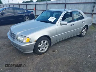 2000 Mercedes-Benz C 230 Kompressor z VIN WDBHA24G5YA865540, wystawiony jako IAAI lot #42328754 z przebiegiem 181 940 mil mil oraz . Historia ofert i sprzedaży dostępna na DreamBid. Obrazek 2.
