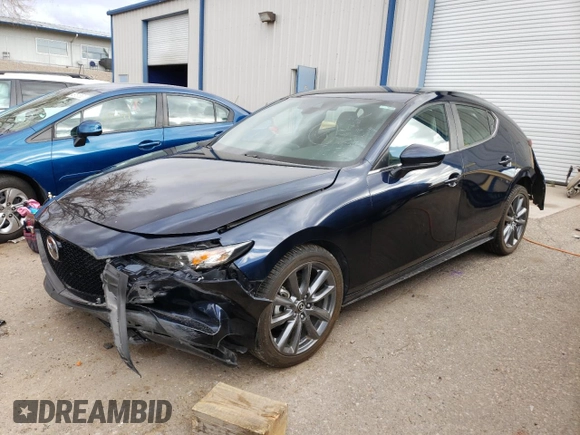 2019 Mazda Mazda3 Hatchback with VIN JM1BPAJM0K1136007, listed as a Copart auction lot 45715503 with 35,623 mi miles. Bid and sale history available at carsss.com. Image 1.