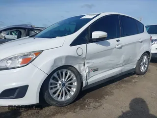 2017 Ford C-Max Energi SE with VIN 1FADP5EU0HL100377, listed as a IAAI auction lot 41820321 with 177,546 mi miles. Bid and sale history available at carsss.com. Image 6.