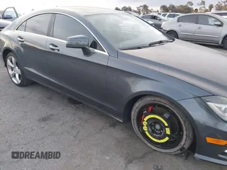 2013 Mercedes-Benz CLS 550 с VIN WDDLJ7DBXDA061229, выставлен на аукционе IAAI как лот 41701414 с пробегом 144 791 миль миль и . История ставок и продаж доступна на DreamBid. Изображение 13.