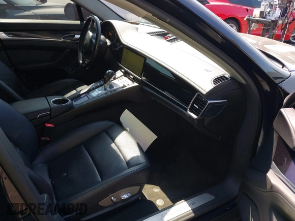 2011 Porsche Panamera с VIN WP0AA2A77BL013757, выставлен на аукционе IAAI как лот 42386546 с пробегом 138 807 миль миль и . История ставок и продаж доступна на DreamBid. Изображение 5.