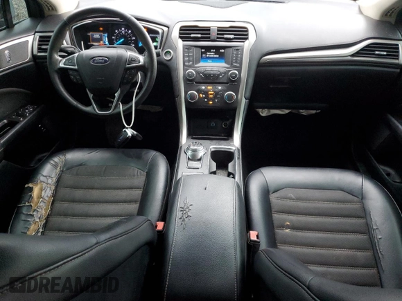 2017 Ford Fusion Hybrid SE with VIN 3FA6P0LU1HR216557, listed as a Copart auction lot 61540425 with 172,438 mi miles and Clean title. Bid and sale history available at DreamBid. Image 8.