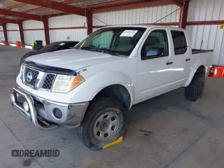 2006 Nissan Frontier SE z VIN 1N6AD07U06C469157, wystawiony jako IAAI lot #42249320 z przebiegiem 189 936 mil mil oraz . Historia ofert i sprzedaży dostępna na DreamBid. Obrazek 17.