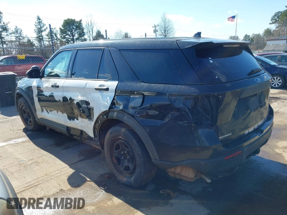 2020 Ford Police Interceptor Utility z VIN 1FM5K8AB7LGC00931, wystawiony jako IAAI lot #41598554 z przebiegiem 92 886 mil mil oraz . Historia ofert i sprzedaży dostępna na DreamBid. Obrazek 14.