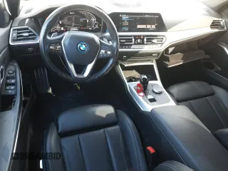 2022 BMW 3 Series 330e with VIN 3MW5P7J02N8C63335, listed as a Copart auction lot 43612135 with 8,535 mi miles and Salvage Title. Bid and sale history available at carsss.com. Image 8.