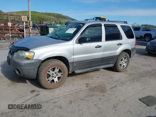 2006 Ford Escape XLT with VIN 1FMYU93126KC36402, listed as a IAAI auction lot 42122882 with 192,899 mi miles and . Bid and sale history available at DreamBid. Image 17.