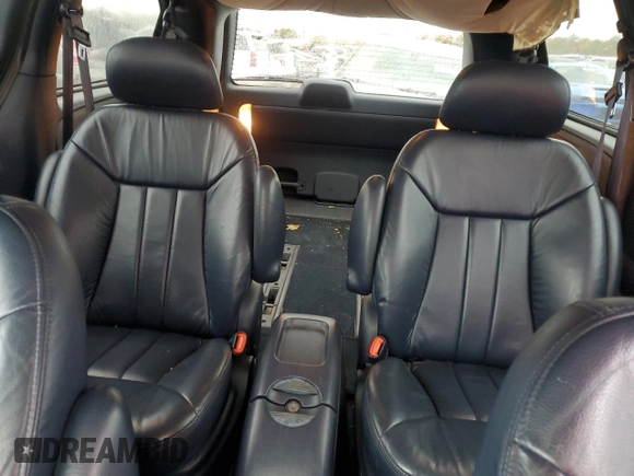 2001 Chrysler Town & Country LXi with VIN 2C4GP54L21R342004, listed as a Copart auction lot 80825364 with 153,433 mi miles and Salvage Title. Bid and sale history available at DreamBid. Image 10.