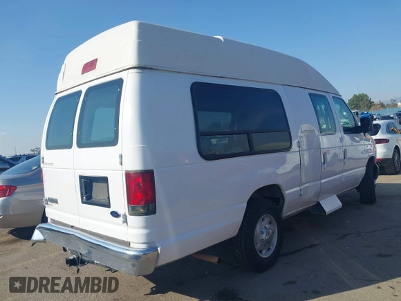 2007 Ford Econoline Cargo Commercial with VIN 1FTNS24W47DB08151, listed as a IAAI auction lot 41449205 with 638,815 mi miles and . Bid and sale history available at DreamBid. Image 4.