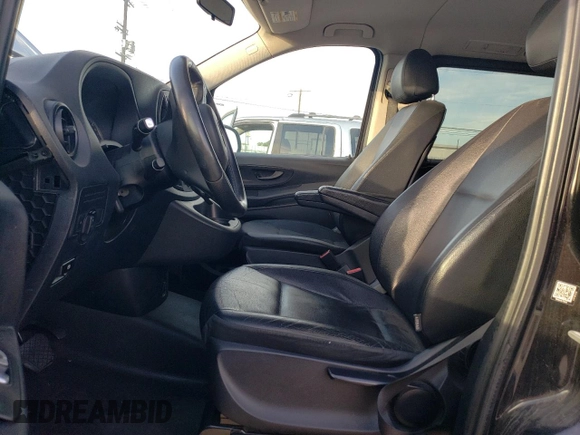 2017 Mercedes-Benz Metris Passenger with VIN WDAPG2EE3H3323613, listed as a Copart auction lot 49343915 with 117,230 mi miles and Clean Title. Bid and sale history available at DreamBid. Image 7.