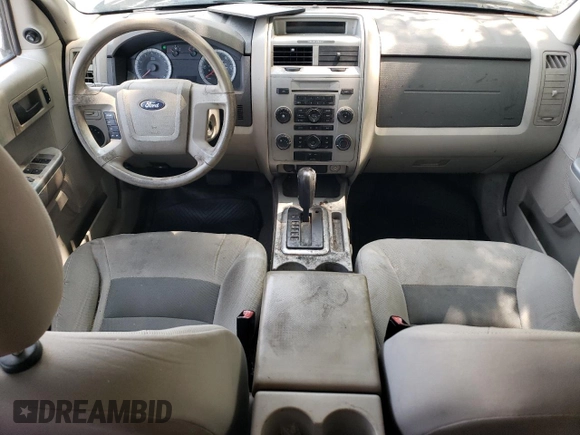 2008 Ford Escape XLT с VIN 1FMCU03168KC15402, выставлен на аукционе Copart как лот 61370205 с пробегом 215 441 миль миль и Чистый • Clean title. История ставок и продаж доступна на DreamBid. Изображение 8.