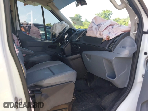 2017 Ford Transit with VIN 1FTYE2CM6HKB32372, listed as a IAAI auction lot 42247909 with 197,640 mi miles and . Bid and sale history available at DreamBid. Image 5.