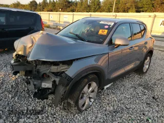 2022 Volvo XC40 Momentum with VIN YV4AC2HK3N2706238, listed as a Copart auction lot 71826024 with Not provided miles and Salvage title. Bid and sale history available at DreamBid. Image 1.