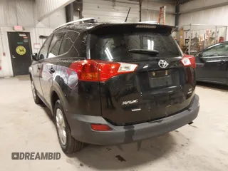 2015 Toyota RAV4 LE with VIN 2T3BFREV5FW349577, listed as a IAAI auction lot 41823101 with 173,847 mi miles. Bid and sale history available at carsss.com. Image 3.