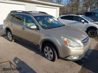 2010 Subaru Outback Premium All-Weather with VIN 4S4BRBCC9A3345149, listed as a IAAI auction lot 41762315 with 155,418 mi miles. Bid and sale history available at carsss.com. Image 1.