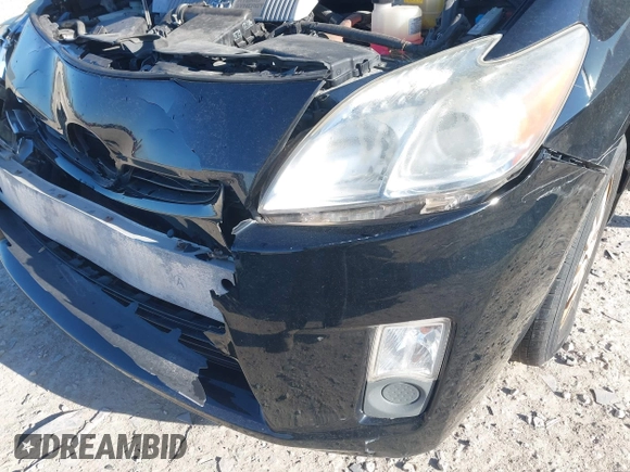 2010 Toyota Prius II with VIN JTDKN3DU0A5209672, listed as a IAAI auction lot 42057108 with 111,162 mi miles. Bid and sale history available at carsss.com. Image 11.