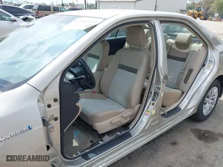 2013 Toyota Camry Hybrid LE with VIN 4T1BD1FK7DU076272, listed as a IAAI auction lot 41886449 with 147,116 mi miles. Bid and sale history available at carsss.com. Image 6.