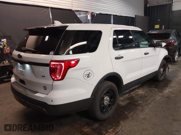 2016 Ford Police Interceptor Utility z VIN 1FM5K8ARXGGB88647, wystawiony jako IAAI lot #42167008 z przebiegiem 140 044 mil mil oraz . Historia ofert i sprzedaży dostępna na DreamBid. Obrazek 4.