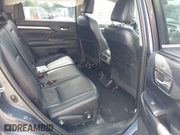 2019 Toyota Highlander SE with VIN 5TDJZRFH2KS975689, listed as a IAAI auction lot 42250723 with 88,043 mi miles and . Bid and sale history available at DreamBid. Image 8.