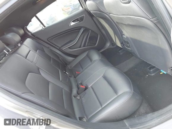 2016 Mercedes-Benz GLA 250 z VIN WDCTG4GB9GJ190161, wystawiony jako IAAI lot #42038958 z przebiegiem 103 706 mil mil oraz . Historia ofert i sprzedaży dostępna na DreamBid. Obrazek 8.