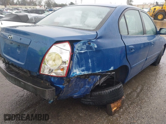 2005 Hyundai Elantra GLS z VIN KMHDN46D35U925338, wystawiony jako IAAI lot #41563165 z przebiegiem 88 776 mil mil oraz . Historia ofert i sprzedaży dostępna na DreamBid. Obrazek 18.