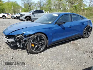 2023 Audi RS e-tron GT z VIN WAUBHBFW7P7903740, wystawiony jako Copart lot #55556935 z przebiegiem 8358 mil mil oraz Szkody całkowita. Historia ofert i sprzedaży dostępna na DreamBid. Obrazek 1.