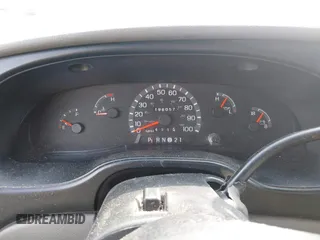 2002 Ford Econoline Passenger XL с VIN 1FBSS31L22HB33221, выставлен на аукционе IAAI как лот 42613580 с пробегом 196 057 миль миль и . История ставок и продаж доступна на DreamBid. Изображение 7.