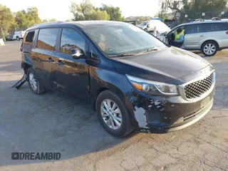 2016 Kia Sedona LX with VIN KNDMB5C11G6178083, listed as a IAAI auction lot 41405857 with 170,334 mi miles. Bid and sale history available at carsss.com. Image 1.