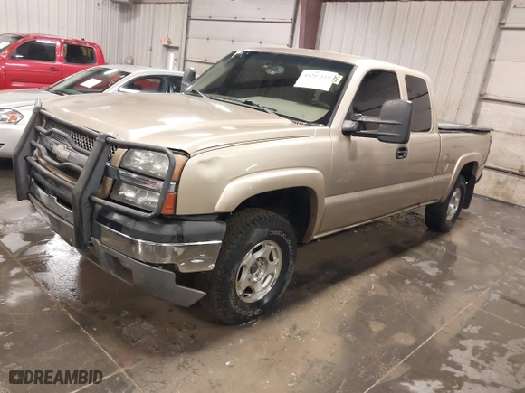 2004 Chevrolet Silverado 1500 Z71 with VIN 2GCEK19T141288575, listed as a IAAI auction lot 41207115 with 172,516 mi miles. Bid and sale history available at carsss.com. Image 19.