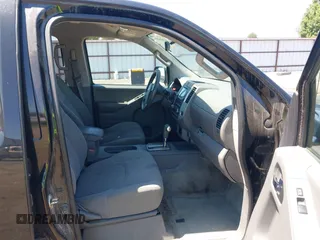 2017 Nissan Frontier Pro-4X with VIN 1N6AD0EV1HN733442, listed as a IAAI auction lot 42646495 with 80,124 mi miles and . Bid and sale history available at DreamBid. Image 5.