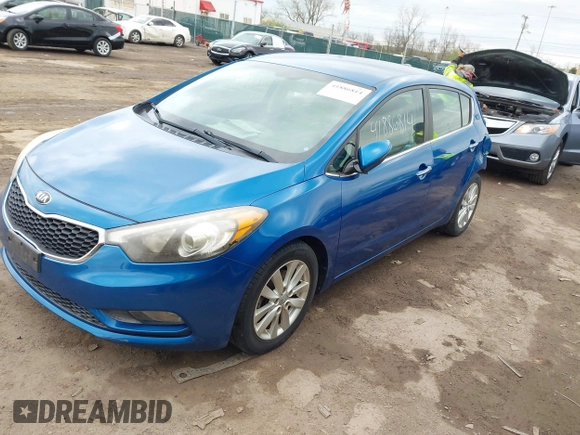 2015 Kia Forte 5-Door EX with VIN KNAFX5A85F5304442, listed as a IAAI auction lot 41886814 with 111,564 mi miles. Bid and sale history available at carsss.com. Image 18.