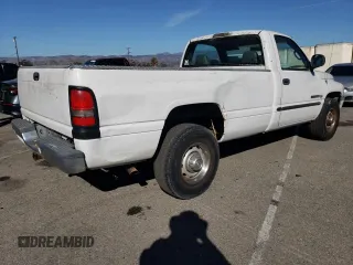 2000 Dodge Ram 2500 with VIN 3B7KC26Z6YM231298, listed as a Copart auction lot 86166324 with 192,134 mi miles and Clean Title. Bid and sale history available at carsss.com. Image 3.