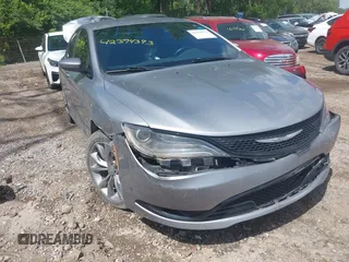 2015 Chrysler 200 S с VIN 1C3CCCBB5FN696911, выставлен на аукционе IAAI как лот 42394373 с пробегом 142 101 миль миль и . История ставок и продаж доступна на DreamBid. Изображение 1.