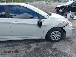 2016 Hyundai Accent SE z VIN KMHCT4AE4GU110456, wystawiony jako IAAI lot #42203494 z przebiegiem 97 409 mil mil oraz . Historia ofert i sprzedaży dostępna na DreamBid. Obrazek 13.