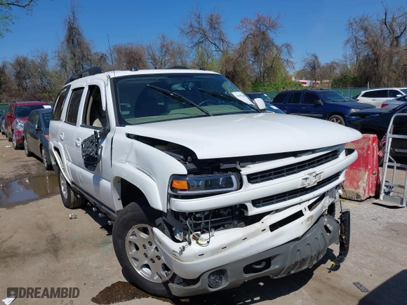 2005 Chevrolet Tahoe LT with VIN 1GNEK13T75R131741, listed as a IAAI auction lot 41992850 with 262,880 mi miles. Bid and sale history available at carsss.com. Image 6.