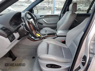 2001 BMW X5 4.4i with VIN WBAFB33581LH16948, listed as a Copart auction lot 44383785 with 143,249 mi miles and Salvage Title. Bid and sale history available at carsss.com. Image 7.