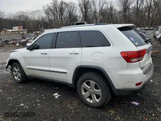 2013 Jeep Grand Cherokee Limited with VIN 1C4RJFBTXDC595488, listed as a Copart auction lot 44098245 with 202,160 mi miles and Salvage Title. Bid and sale history available at carsss.com. Image 2.