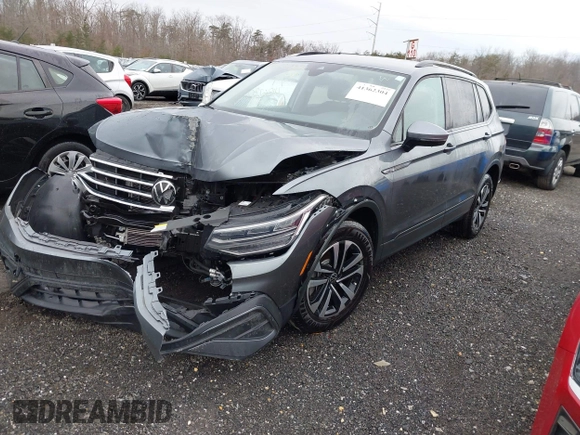 2024 Volkswagen Tiguan S with VIN 3VVRB7AX0RM001960, listed as a IAAI auction lot 41362304 with 16,655 mi miles and . Bid and sale history available at DreamBid. Image 17.