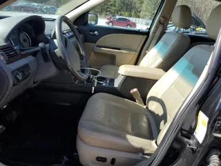 2008 Ford Taurus Limited with VIN 1FAHP25W38G185063, listed as a Copart auction lot 83321184 with 107,962 mi miles and Salvage Title. Bid and sale history available at carsss.com. Image 7.