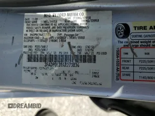 2010 Ford Fusion Hybrid z VIN 3FADP0L39AR273836, wystawiony jako Copart lot #54815095 z przebiegiem 245 960 mil mil oraz Czysty tytuł • Clean title. Historia ofert i sprzedaży dostępna na DreamBid. Obrazek 12.